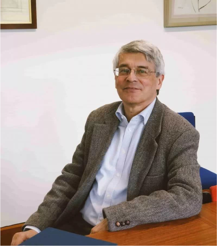 Christopher Cullen（古克礼）